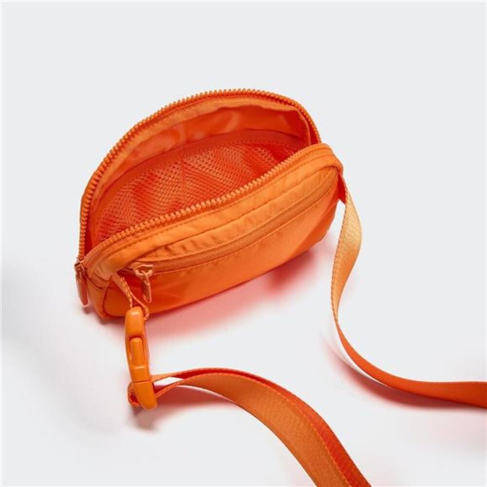 New Two Way Zipper Fanny Pack Nylon Everywhere Belt Bag for Women, Water - Picture 6 of 6